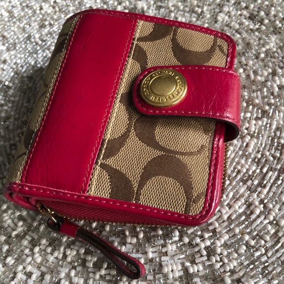 Coach Handbags - COACH wallet/purse